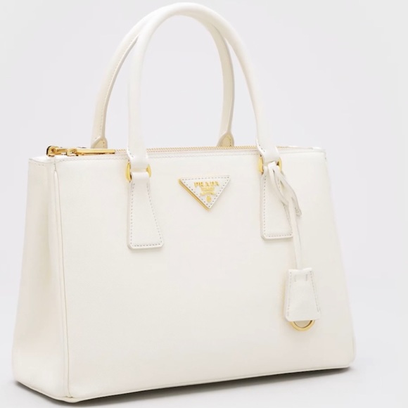 Prada Galleria Saffiano Leather Bag - Picture 3 of 10